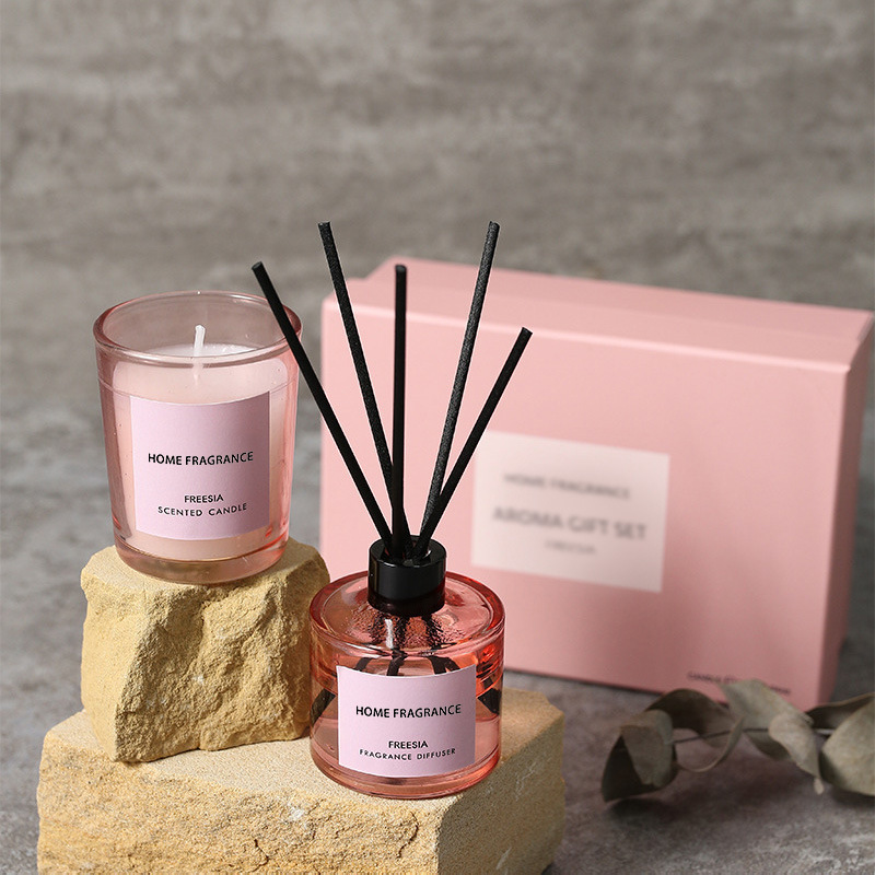 Reed Diffuser Set - Zestaw prezentowy: dyfuzor zapachowy i świeca